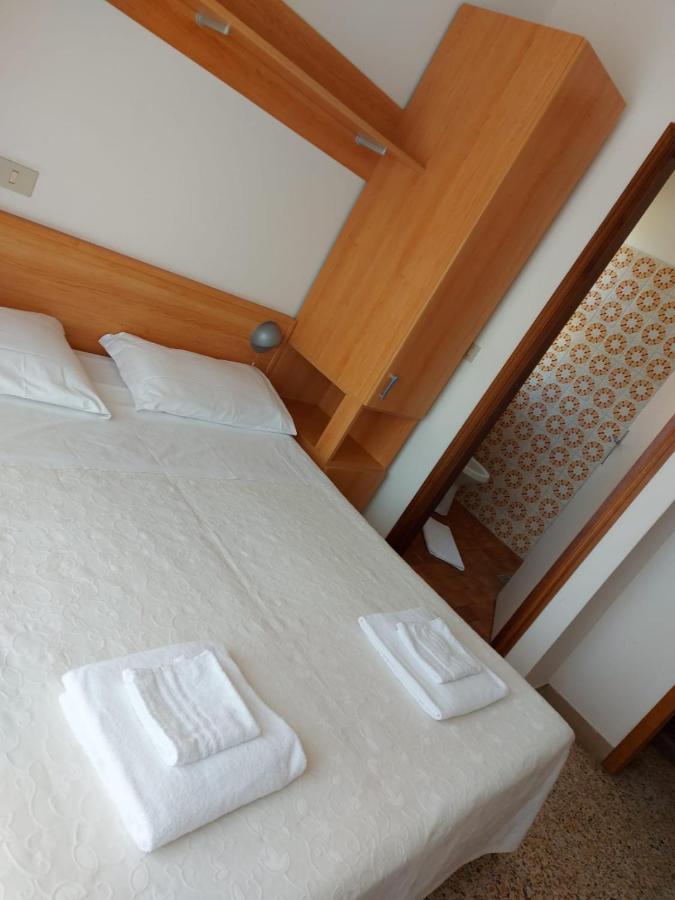 Albergo Alla Nave Lignano Sabbiadoro Exterior foto